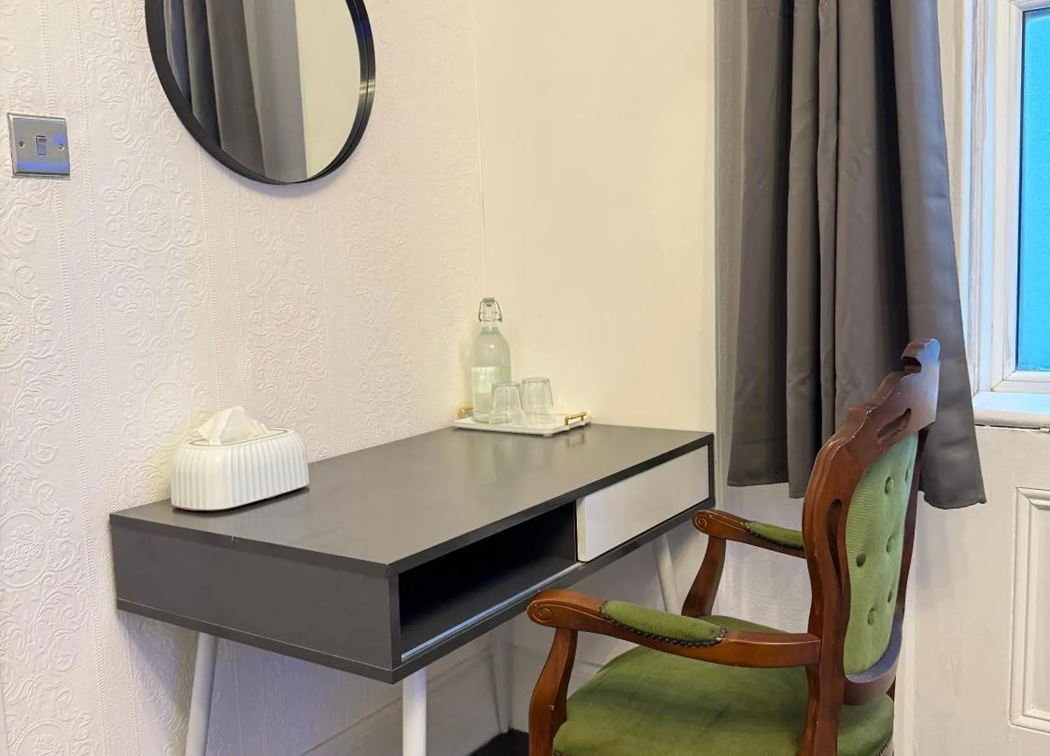 The Prestige Suite - London Guest house