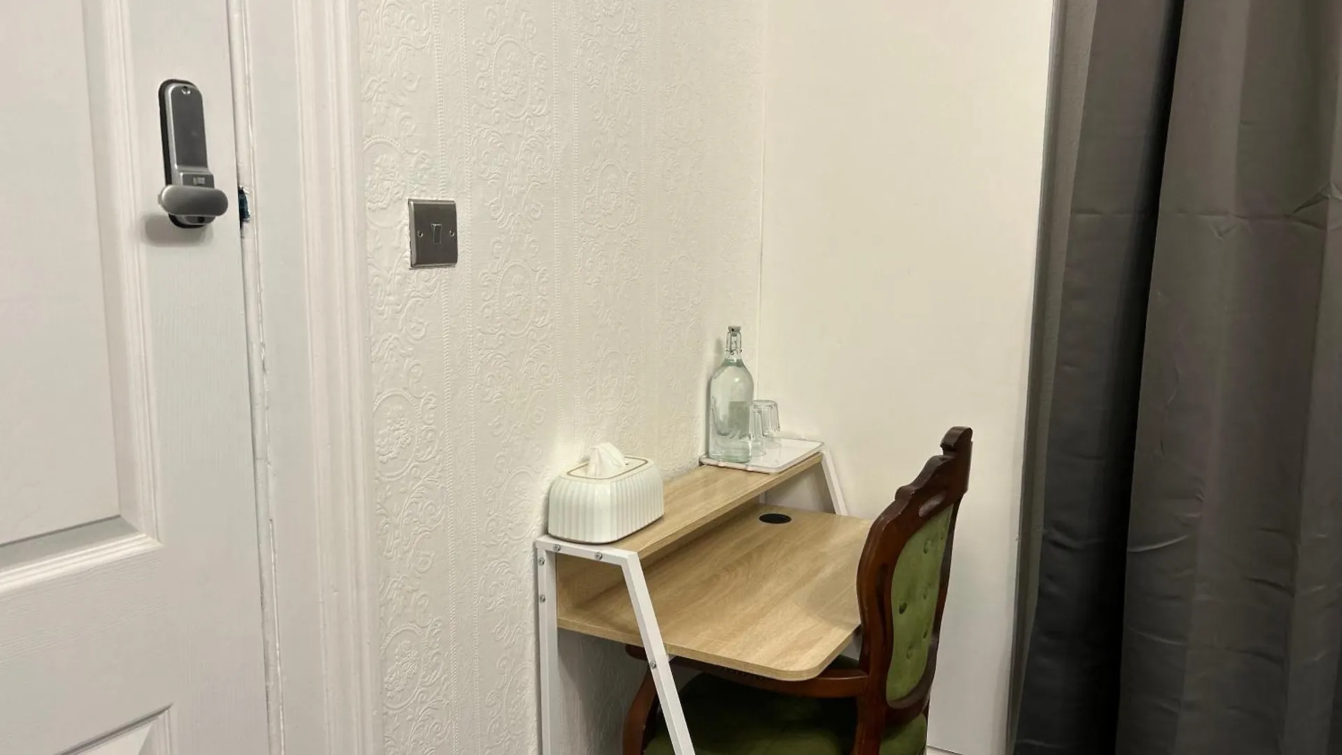 The Prestige Suite - London