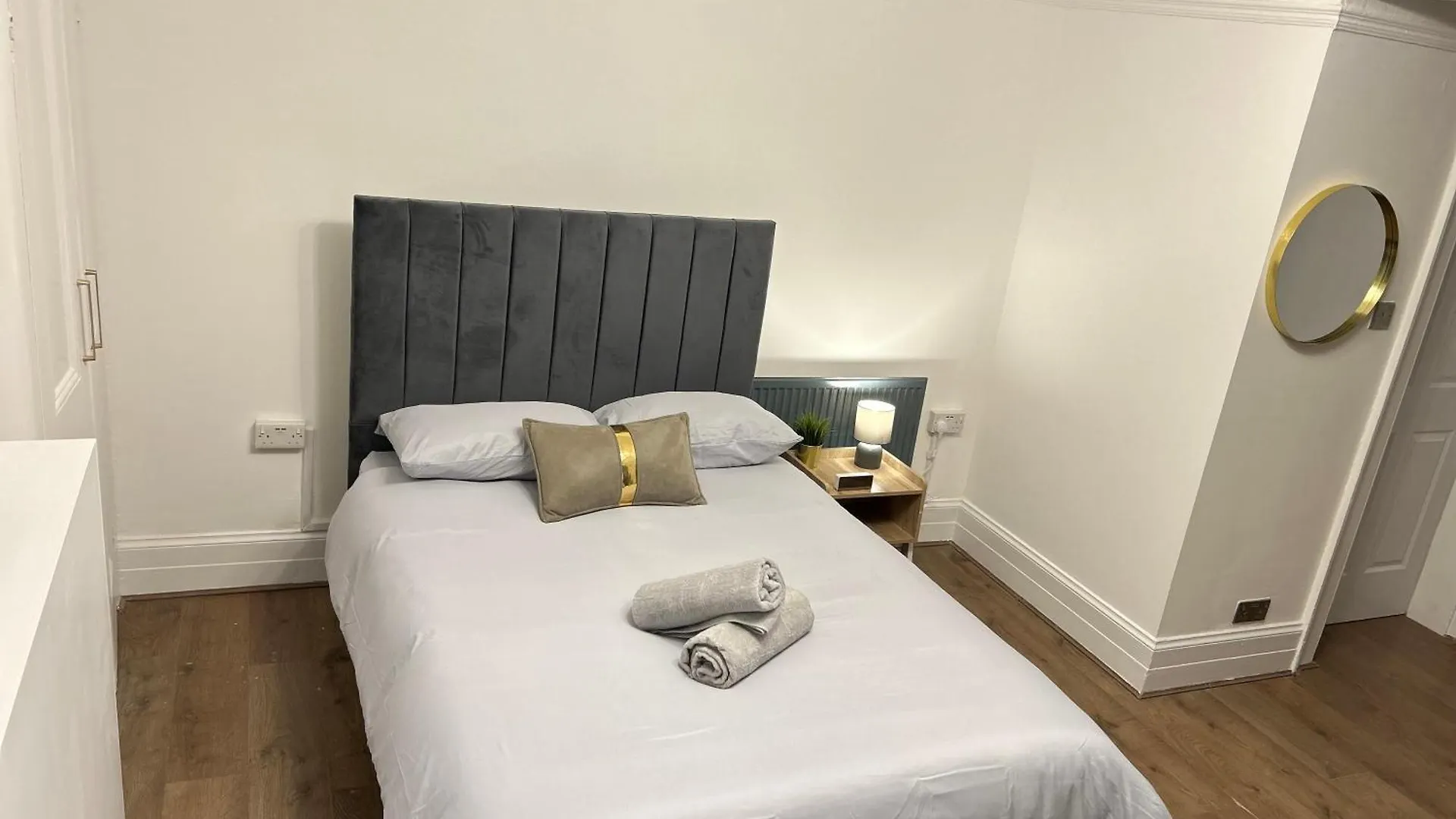 The Prestige Suite - London 0*,  United Kingdom