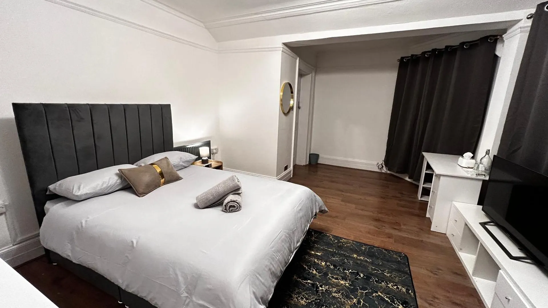 Guest house The Prestige Suite - London
