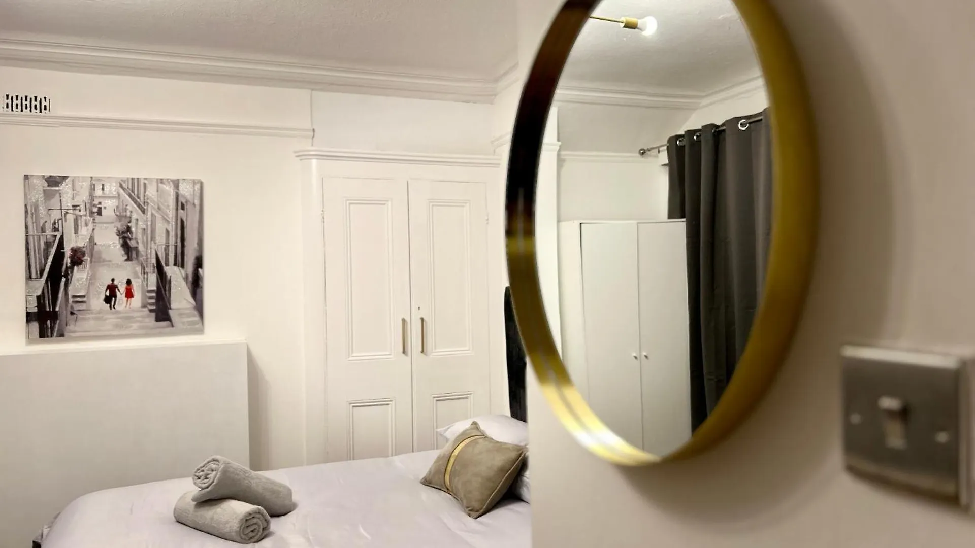 The Prestige Suite - London 0*,  United Kingdom